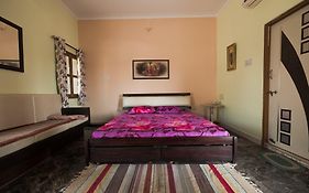 Ganeshm Guest House